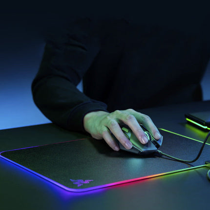 Razer Firefly Hard V2 RGB Game Mouse Pad Can Customize The Built-in Cable Non Slip Rubber Base HEBDO STORE