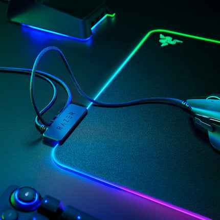 Razer Firefly Hard V2 RGB Game Mouse Pad Can Customize The Built-in Cable Non Slip Rubber Base HEBDO STORE